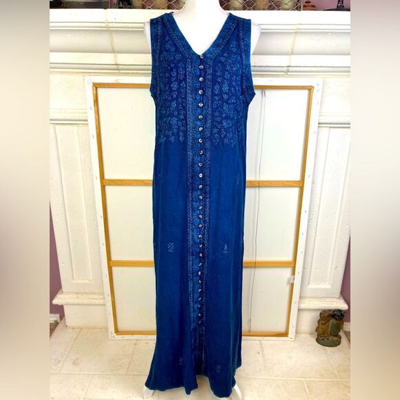 NWT India Boutique Embroidered button down Sleeveless Maxi Dress, side slits - Picture 1 of 14